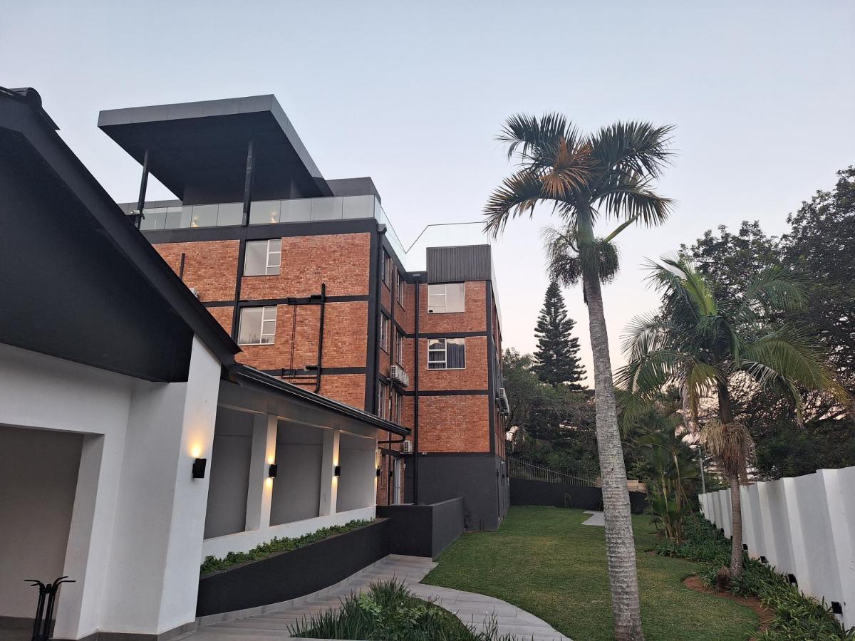 Zar Hotel Amanzimtoti Exterior photo