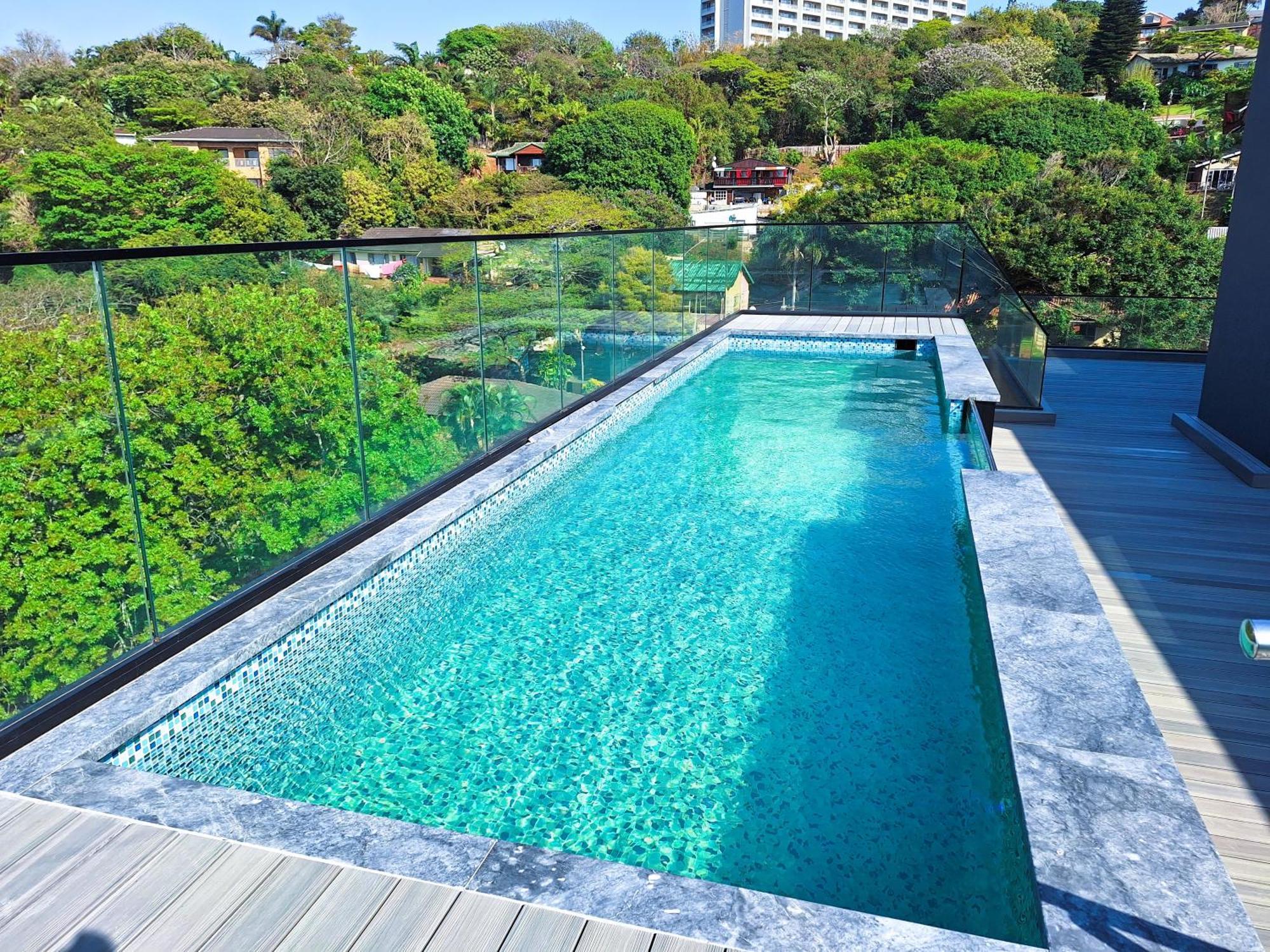 Zar Hotel Amanzimtoti Exterior photo